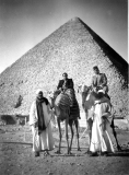 Ummu and Azeez in Egypt in 1947