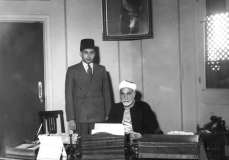 Azeez with Rector of Al-Azhar university, Sheikh Mustapha Abdel Razak in Cairo, Egypt in 1947