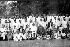 Farewell to Dr. Sunderampillai, D.M.O. Kalmunai in 1943.